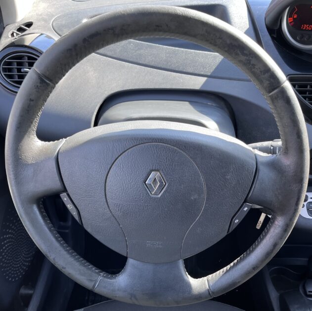 RENAULT TWINGO II 2013