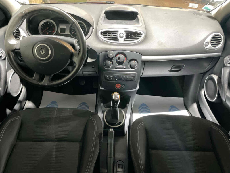 RENAULT CLIO III 2010 1.5 dCi 68cv