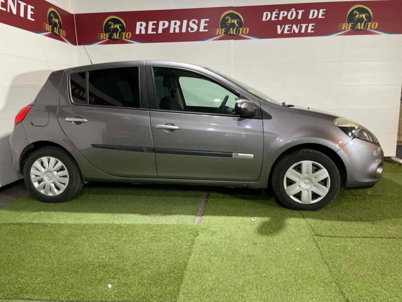 RENAULT CLIO III 2010 1.5 dCi 68cv