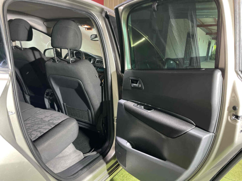 PEUGEOT 3008 Monospace 2011 1.6 HDi 112cv