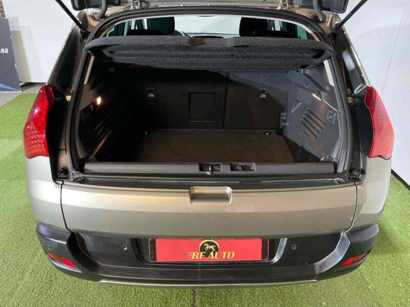 PEUGEOT 3008 Monospace 2011 1.6 HDi 112cv