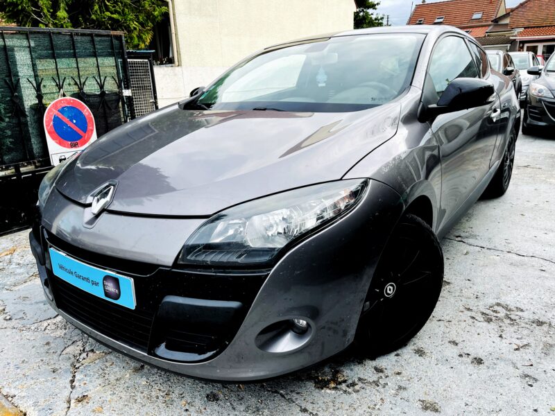 RENAULT MEGANE III Coupé 2011