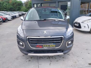PEUGEOT 3008 1.6 HDi 114 Crossway