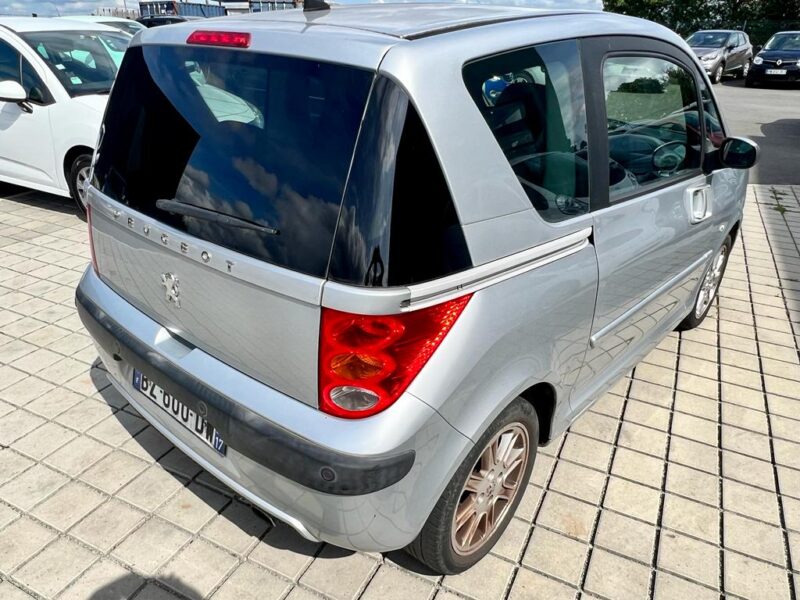 PEUGEOT 1007 