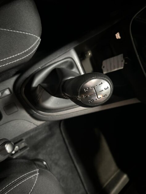 1.2 73 cv LIMITED EDITION / REGULATEUR CLIM AUTO / LIMITEUR