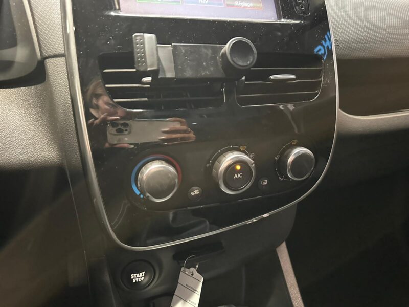 1.2 73 cv LIMITED EDITION / REGULATEUR CLIM AUTO / LIMITEUR