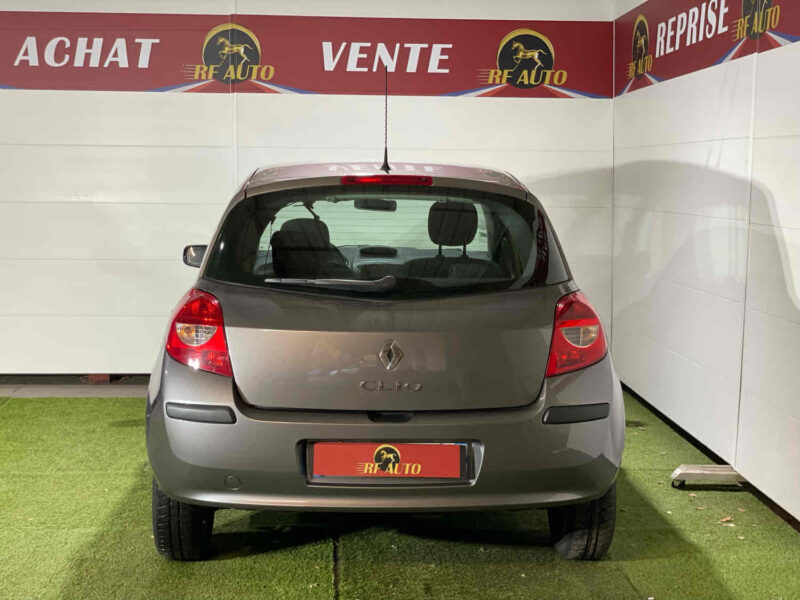 RENAULT CLIO III 2009 1.2 75cv