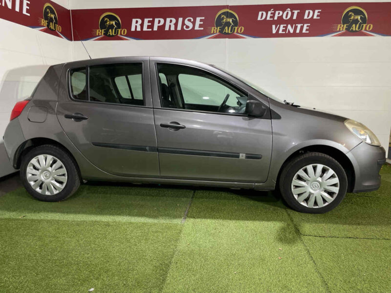 RENAULT CLIO III 2009 1.2 75cv