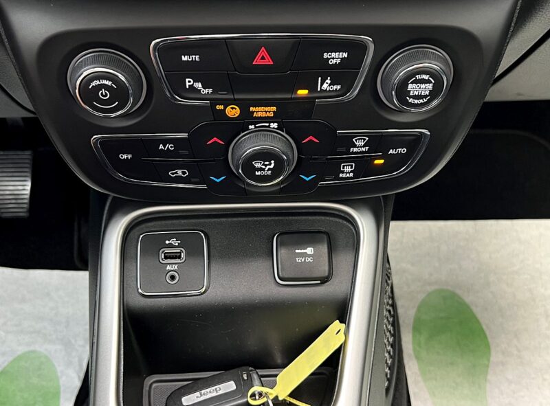 JEEP COMPASS II 1.6 MULTIJET 120 LONGITUDE / APPLE CARPLAY CAMERA KEYLESS LINE ASSIST - Garantie1an