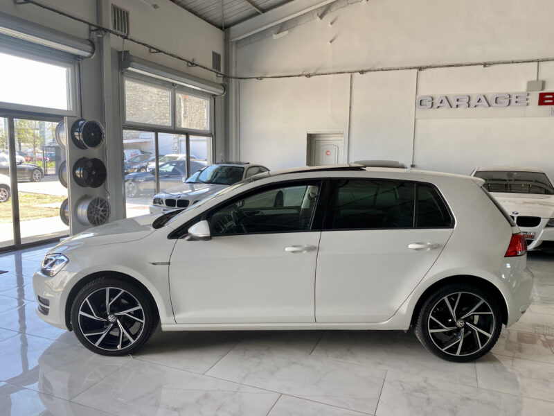 VOLKSWAGEN GOLF 2014