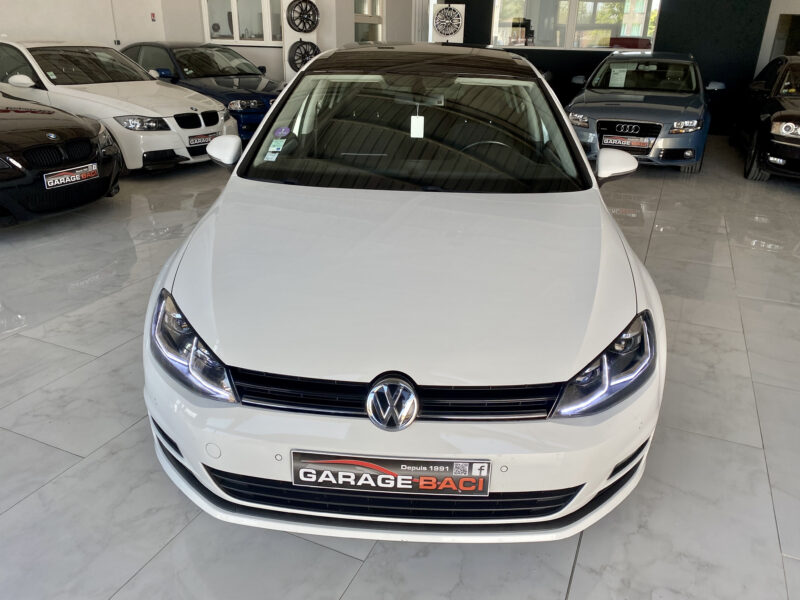 VOLKSWAGEN GOLF 2014