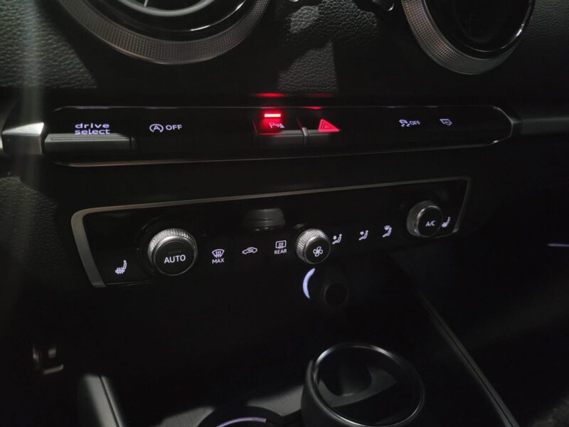 AUDI A3 SPORTBACK S LINE 2017 / BLUETOOTH / RADRA DE RECUL