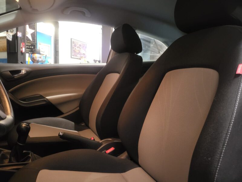 SEAT IBIZA 2012 1.4 STYLE 85cv / RADAR DE RECUL / 1ERE MAIN / HISTORIQUE D'ENTRETIENS