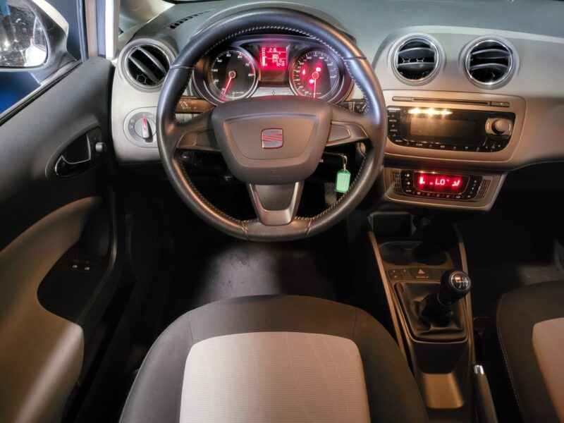 SEAT IBIZA 2012 1.4 STYLE 85cv / RADAR DE RECUL / 1ERE MAIN / HISTORIQUE D'ENTRETIENS