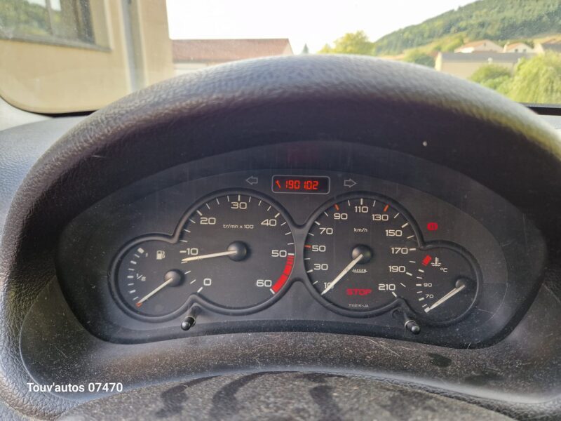 PEUGEOT 206 XT PREMIUM 2.0 HDI