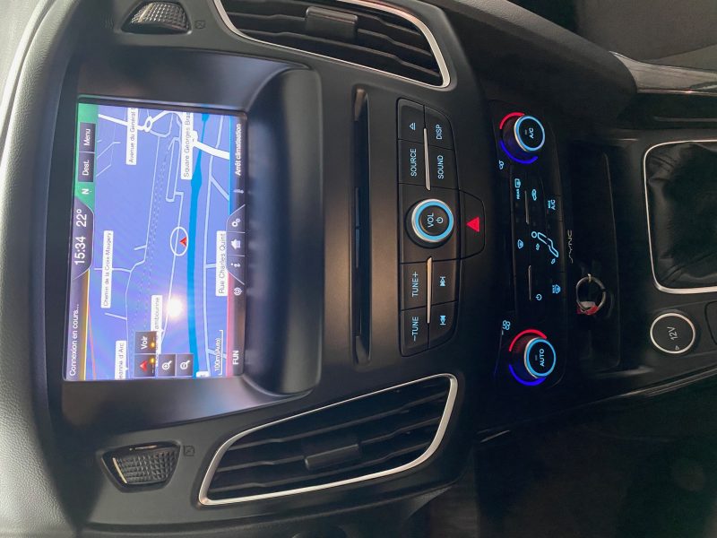 FORD FOCUS III Turnier 2015