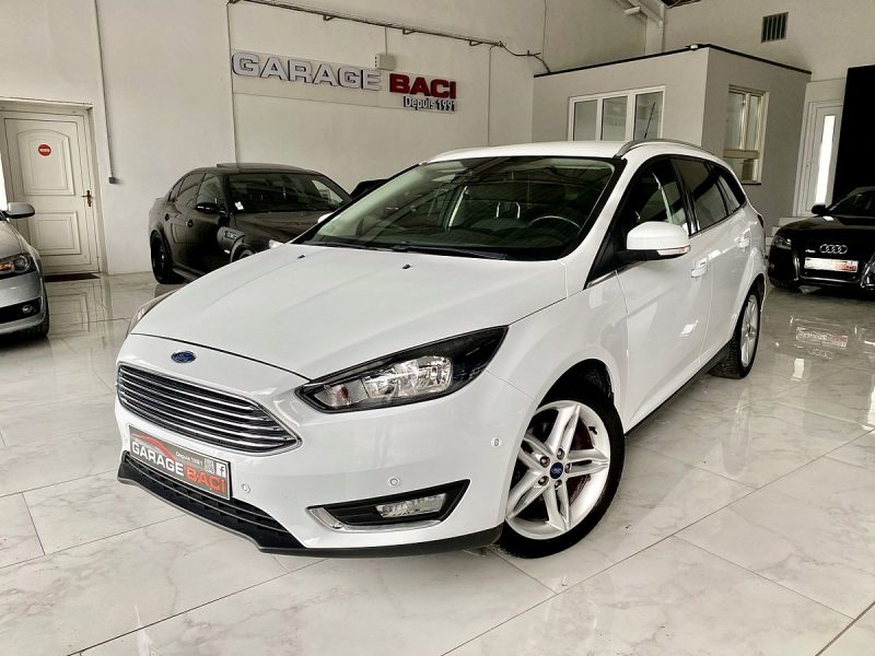 FORD FOCUS III Turnier 2015
