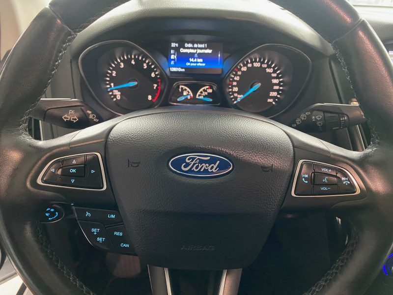 FORD FOCUS III Turnier 2015