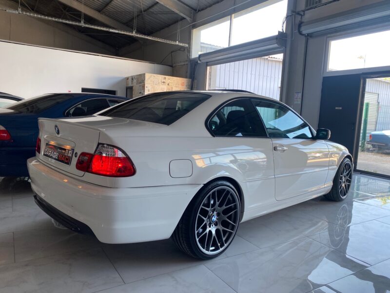 B.M.W. SERIE 3 2002