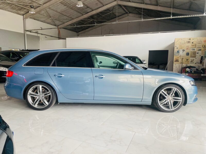 AUDI A4 Avant 2009