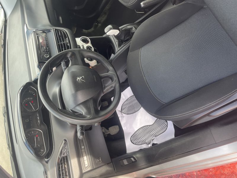 PEUGEOT 208 I 2018