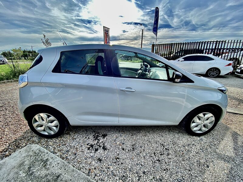 RENAULT ZOE Z.E LIFE R75 GPS 2016