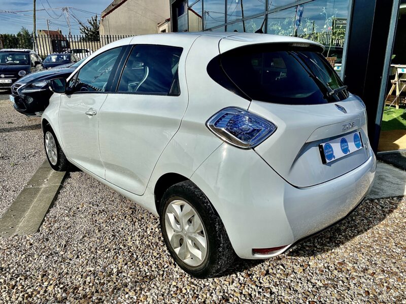 RENAULT ZOE Z.E LIFE R75 GPS 2016