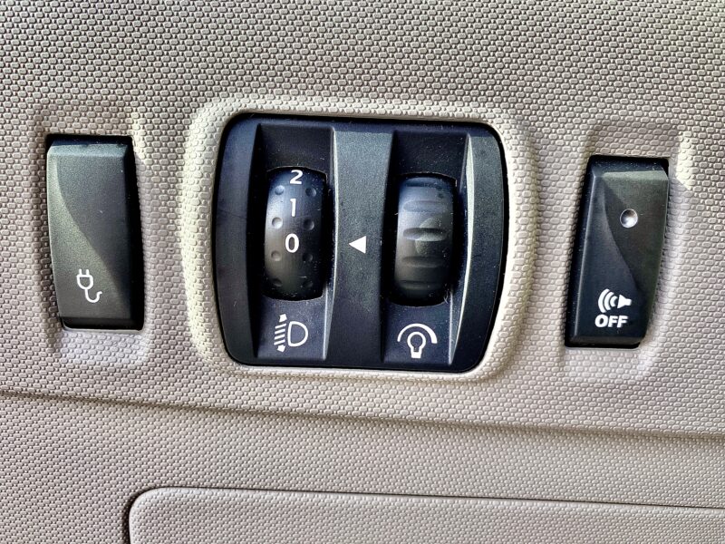 RENAULT ZOE Z.E LIFE R75 GPS 2016