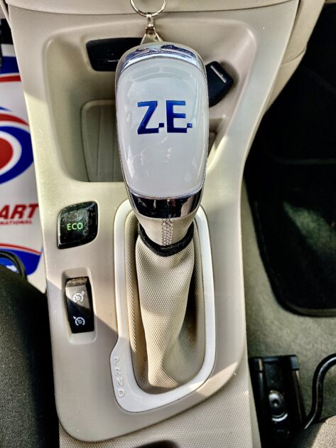 RENAULT ZOE Z.E LIFE R75 GPS 2016