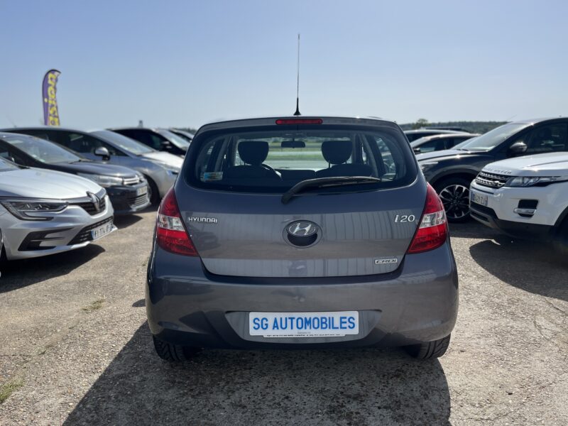 HYUNDAI i20 I 2011
