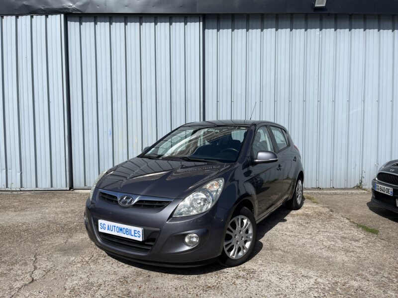 HYUNDAI i20 I 2011