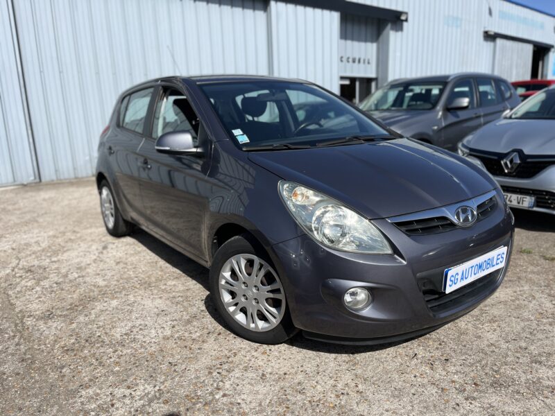 HYUNDAI i20 I 2011