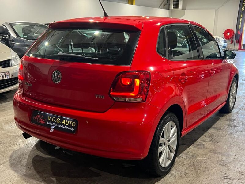 VOLKSWAGEN POLO V 2011