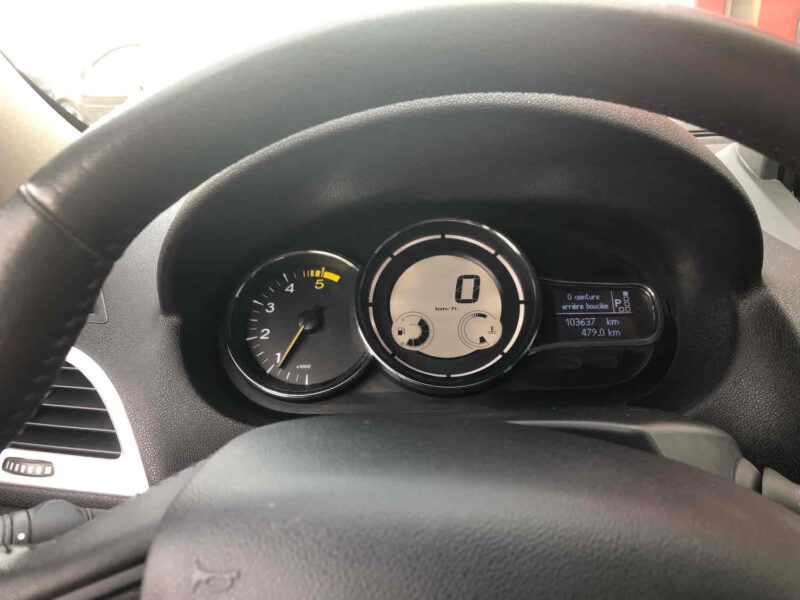 RENAULT MEGANE III 1.5 DCI 110