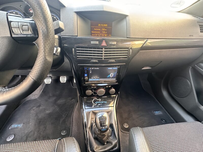 OPEL ASTRA OPC PAYER EN 4 x