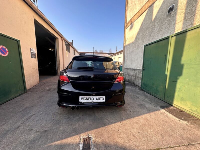 OPEL ASTRA OPC PAYER EN 4 x