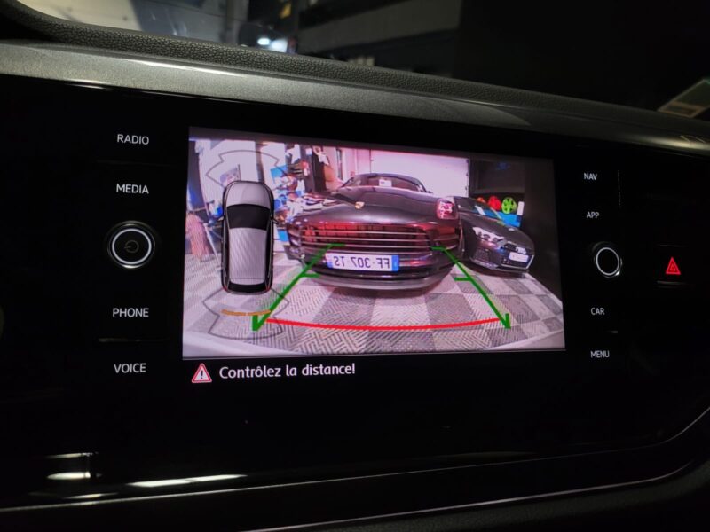 VOLKSWAGEN POLO VI GTI 2.0 TSI 200cv DSG6 // MIRROR LINK/TOIT OUVRANT/SONO BEATS