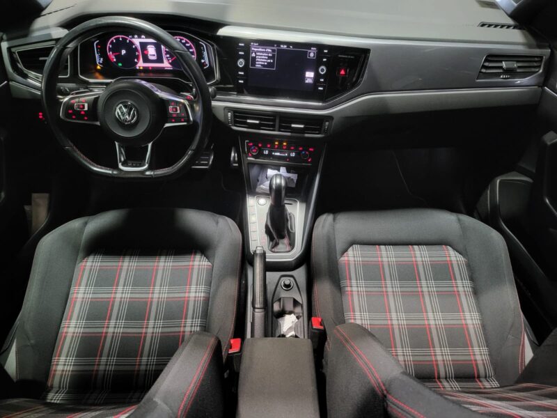 VOLKSWAGEN POLO VI GTI 2.0 TSI 200cv DSG6 // MIRROR LINK/TOIT OUVRANT/SONO BEATS