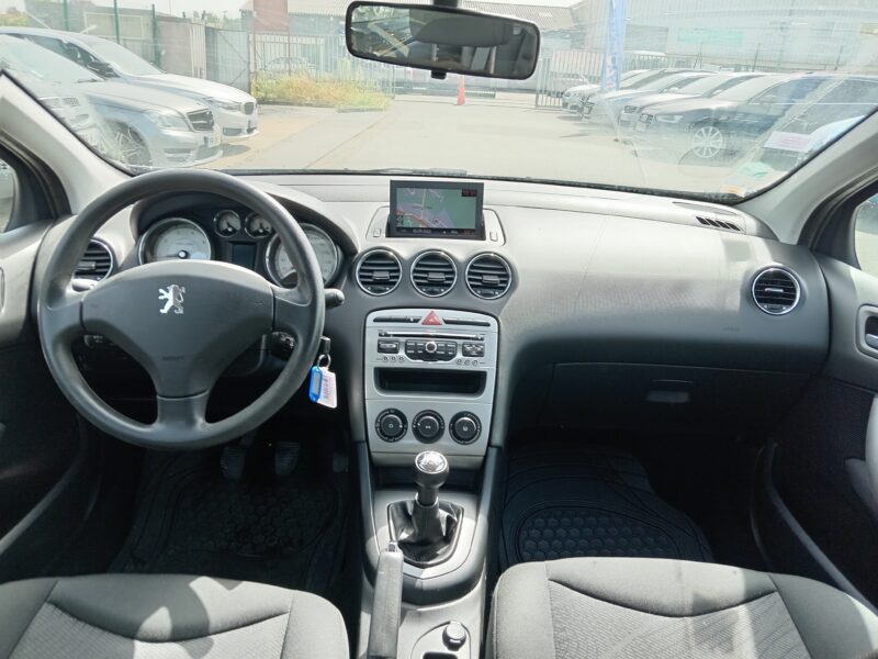 PEUGEOT 308 2009