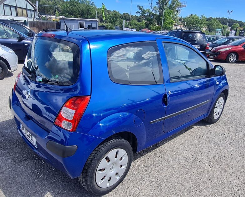 RENAULT TWINGO II 2009