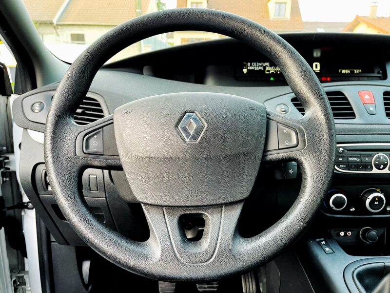 RENAULT SCÉNIC III 2011