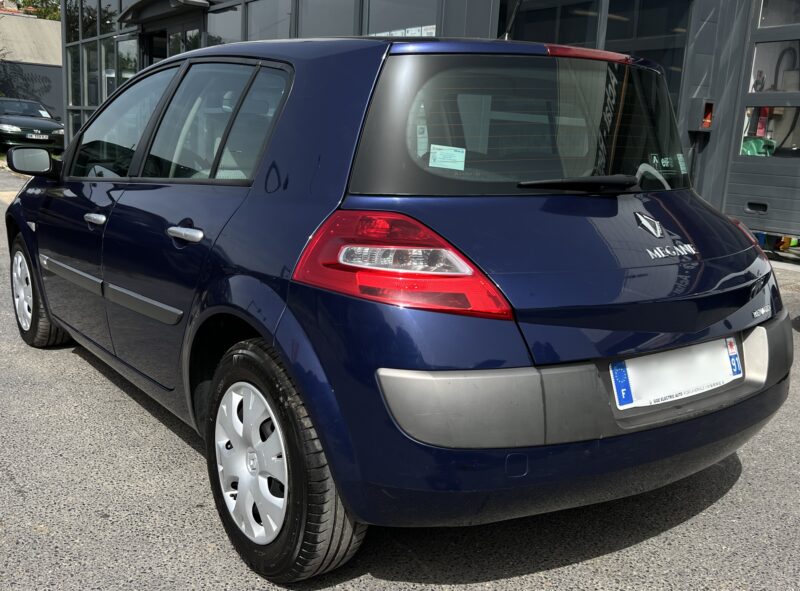 RENAULT MEGANE II PHASE 2 1.4 98 Cv 5 PORTES / BLUETOOTH CRIT AIR 2 - Garantie1an