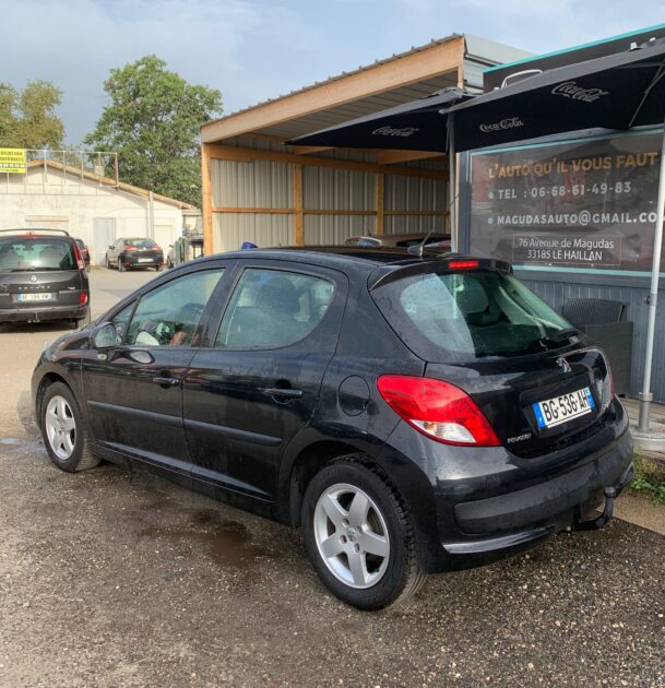 PEUGEOT 207 