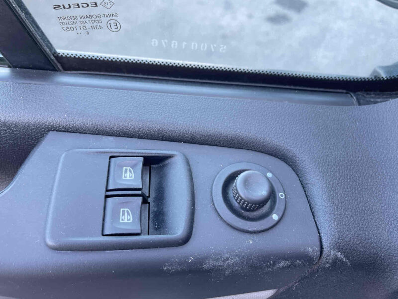 RENAULT TRAFIC III  2016