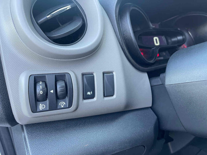 RENAULT TRAFIC III  2016