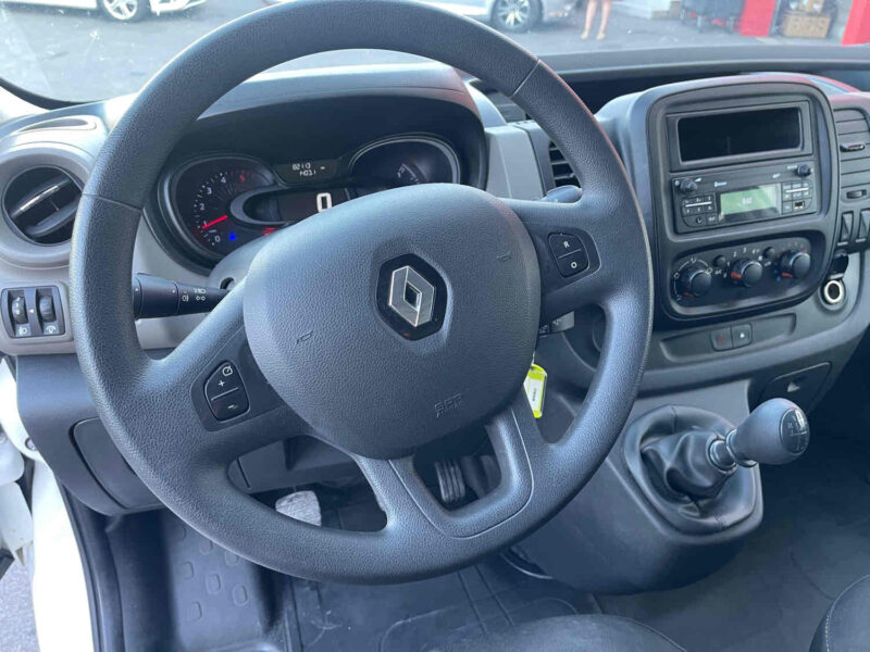 RENAULT TRAFIC III  2016