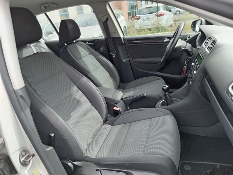 VOLKSWAGEN GOLF VI 2012