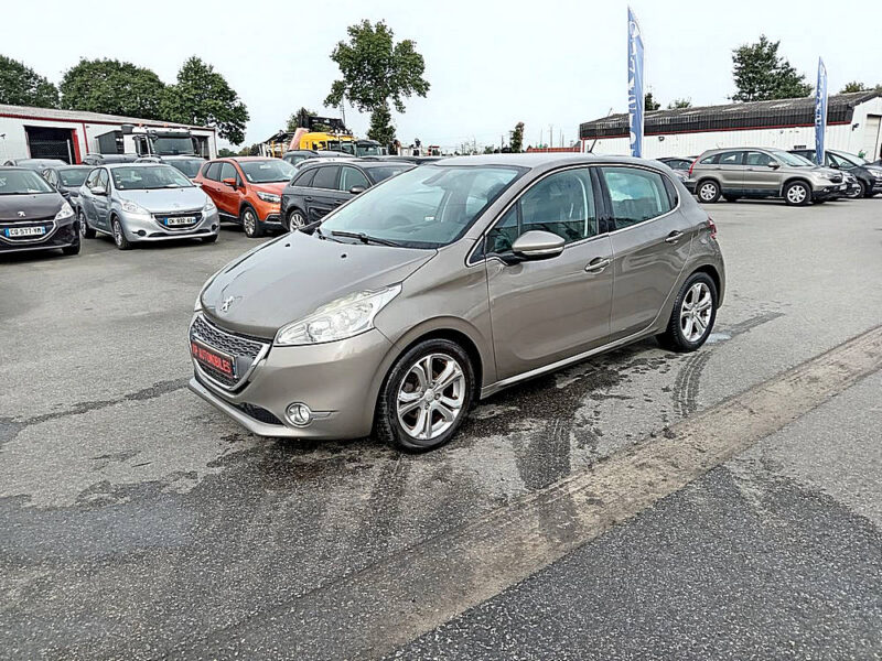 PEUGEOT 208 I 2013