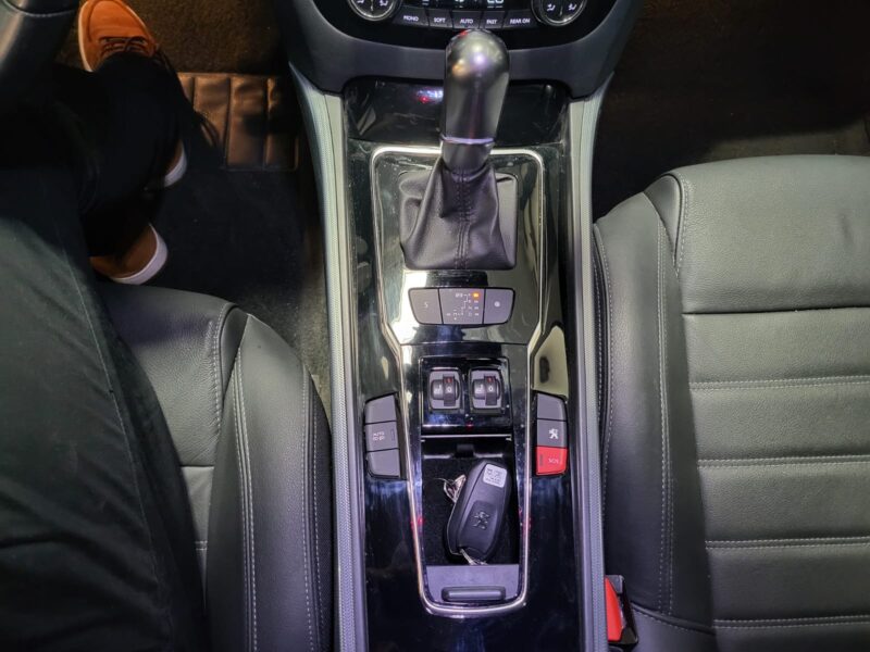 PEUGEOT 508 2.0 BlueHDi 180cv Féline EAT // CAMERA DE RECUL/SIEGES CHAUFFANTS/PHARES FULL LEDS