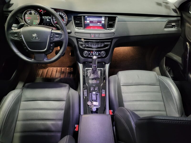 PEUGEOT 508 2.0 BlueHDi 180cv Féline EAT // CAMERA DE RECUL/SIEGES CHAUFFANTS/PHARES FULL LEDS